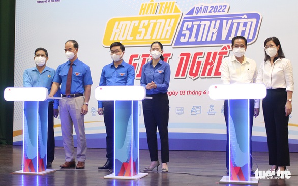 549 học sinh TP.HCM tranh tài ở hội thi giỏi nghề - Ảnh 3. 549 học sinh TP.HCM tranh tài ở hội thi giỏi nghề - Ảnh 3.