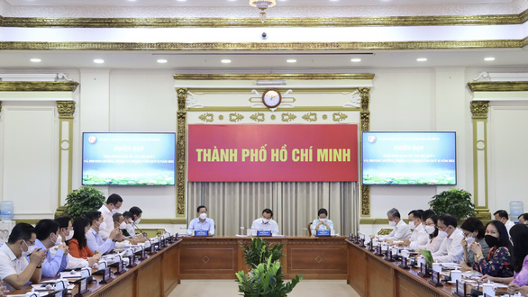 Bí thư Nguyễn Văn Nên: Tháo gỡ để sớm vận hành dự án chống ngập, nhà ở xã hội - Ảnh 1.