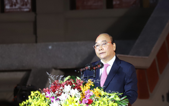 Chủ tịch nước Nguyễn Xuân Phúc dự khánh thành đền thờ Vua Hùng tại TP Cần Thơ - Tuổi Trẻ