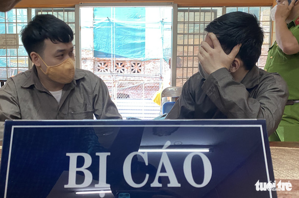 Cặp đôi bán thuốc nâng cao bản lĩnh đàn ông giả lãnh án tù - Ảnh 1. Cặp đôi bán thuốc nâng cao bản lĩnh đàn ông giả lãnh án tù - Ảnh 1.