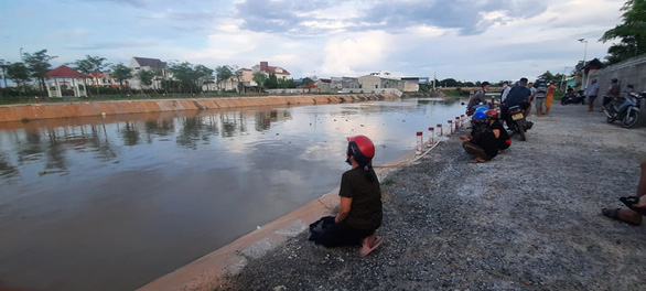 Liên tục xảy ra các vụ đuối nước ở Bình Thuận, 2 em nhỏ tử vong, 1 học sinh lớp 7 mất tích - Ảnh 1.