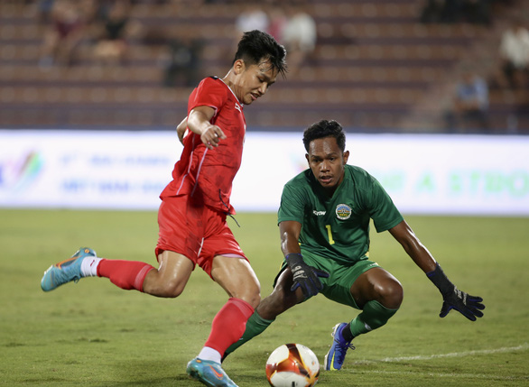 Bộ đôi thi đấu ở châu Âu lập công giúp U23 Indonesia có thắng lợi đầu tiên - Ảnh 4.