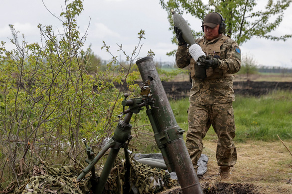 QUICK READ 10-5: Victory day, Russian defense shows off its feat in Ukraine - Photo 2.