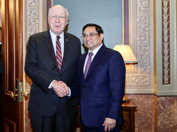 Thủ tướng tiếp các thượng nghị sĩ Mỹ có tình cảm đặc biệt với Việt Nam - Ảnh 1.