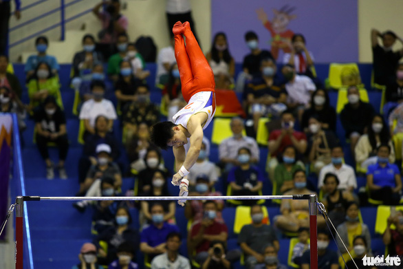 Nhà vô địch thế giới Carlos Yulo: Bao nhiêu người tự tin giành HCV SEA Games? - Ảnh 2.