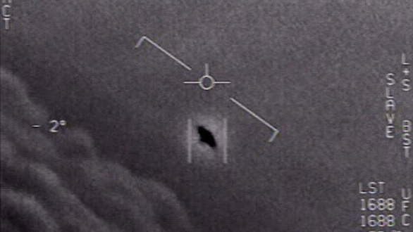 Lầu Năm Góc tiết lộ sự thật về UFO trong phiên điều trần tại Quốc hội Mỹ - Ảnh 1.