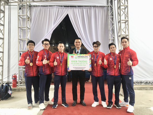 Herbalife VN thưởng nóng 30 Huy Chương Vàng của Đoàn Thể Thao VN tại SEA Games 31 - Ảnh 1.