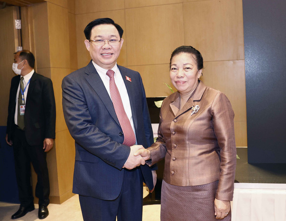 Việt - Lào đẩy mạnh hợp tác thương mại, đầu tư - Ảnh 4.