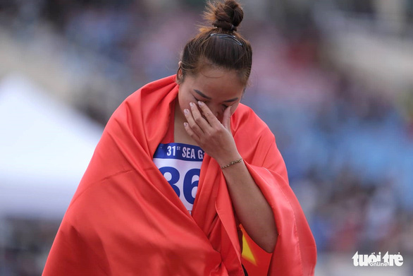 Cô gái dân tộc Thái giành huy chương vàng, phá kỷ lục SEA Games sau 15 năm - Ảnh 1.