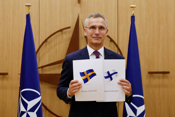 NATO nhận đơn xin gia nhập của Phần Lan, Thụy Điển - Ảnh 1.