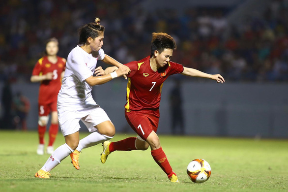 5 bạn đọc đoạt giải khi dự đoán Tuyết Dung xuất sắc nhất trận nữ Việt Nam thắng Myanmar - Ảnh 1.