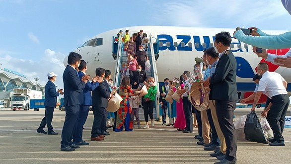 Khai thác trở lại chuyến bay quốc tế Incheon - Cam Ranh - Ảnh 1. Khai thác trở lại chuyến bay quốc tế Incheon - Cam Ranh - Ảnh 1.