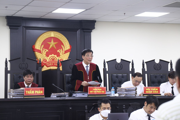 VKS bất ngờ đề nghị giảm mức án, cựu thứ trưởng Trương Quốc Cường lãnh 4 năm tù - Ảnh 2.