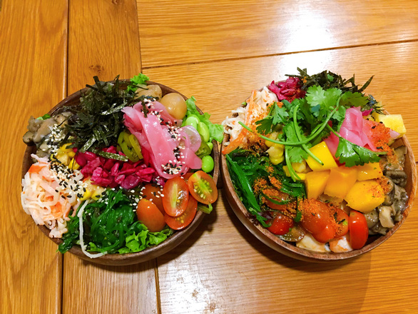 Tô salad poke đầy màu sắc kiểu hawaii có gì mà giới trẻ việt đang ghiền