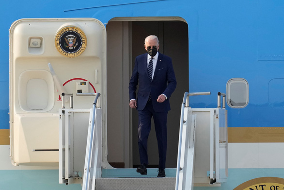 Ông Biden tới Hàn Quốc, bắt đầu công du châu Á - Ảnh 1.