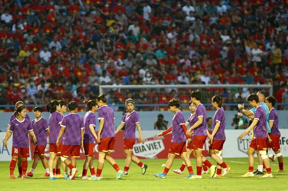 Tuyển nữ Việt Nam - Thái Lan (hiệp 1) 0-0 - Ảnh 1. Tuyển nữ Việt Nam - Thái Lan (hiệp 1) 0-0 - Ảnh 1.