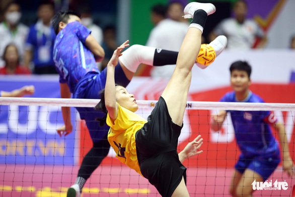 Cầu mây nữ Việt Nam gây sốt dù thua Thái Lan ở chung kết - Ảnh 4. Cầu mây nữ Việt Nam gây sốt dù thua Thái Lan ở chung kết - Ảnh 4.