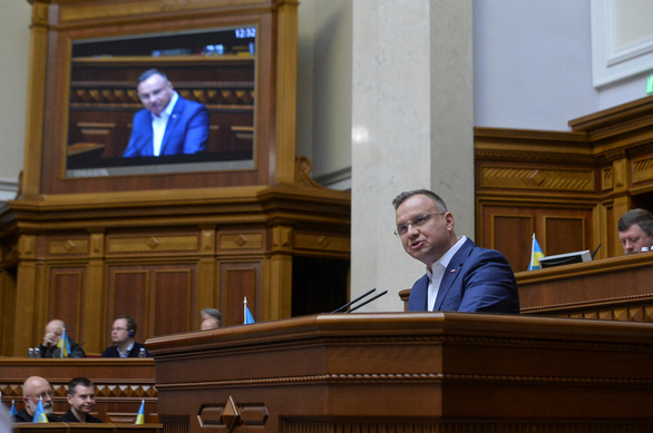 Polish President: Only Ukraine has the right to decide its future - Photo 1.