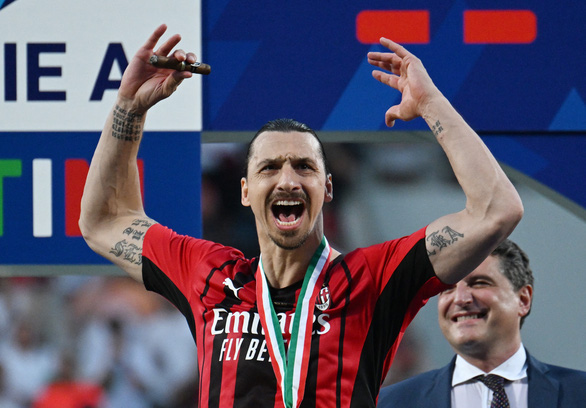 AC Milan vô địch Serie A sau 11 năm - Ảnh 2.