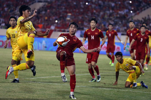 Hậu vệ Lê Văn Đô được Straits Times  chọn vào top 5 ngôi sao đột phá ở SEA Game 31 - Ảnh 1.