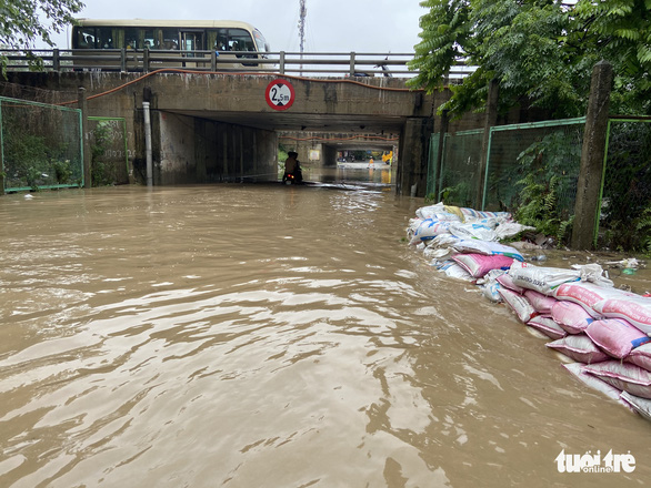 Đại lộ Thăng Long bao giờ hết cảnh cứ mưa lớn là ngập? - Ảnh 2.