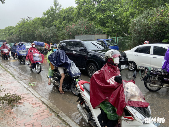 Đại lộ Thăng Long bao giờ hết cảnh cứ mưa lớn là ngập? - Ảnh 3.