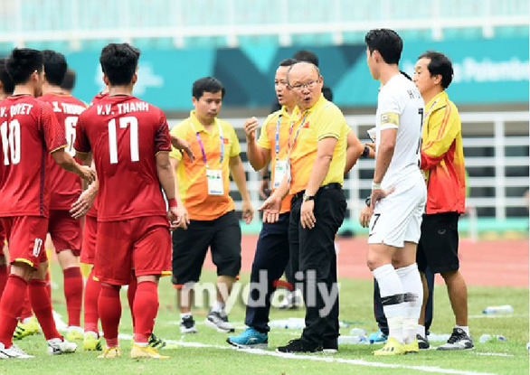 HLV Park Hang Seo chúc mừng và gọi Son Heung Min là báu vật của Hàn Quốc - Ảnh 1.