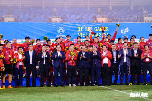 Hà Nội chi hơn 17 tỉ đồng tặng các đoàn thể thao đạt thành tích tại SEA Games 31 - Ảnh 1.