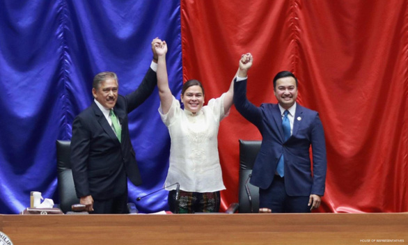 Con gái ông Duterte chính thức trở thành phó tổng thống thứ 15 của Philippines - Ảnh 1.