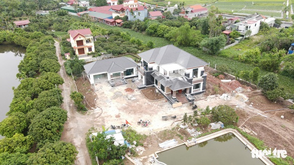 Yêu cầu phá dỡ 16 công trình nhà vườn, biệt thự... trên đất nông trường - Ảnh 3. Yêu cầu phá dỡ 16 công trình nhà vườn, biệt thự... trên đất nông trường - Ảnh 3.