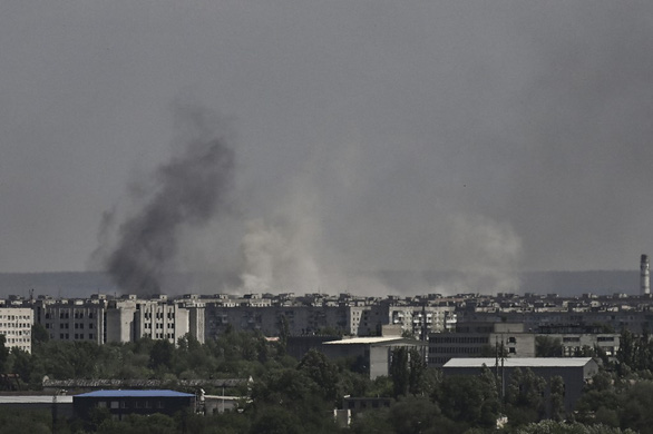 Russia penetrates deep into the city of Severodonetsk in eastern Ukraine - Photo 1.