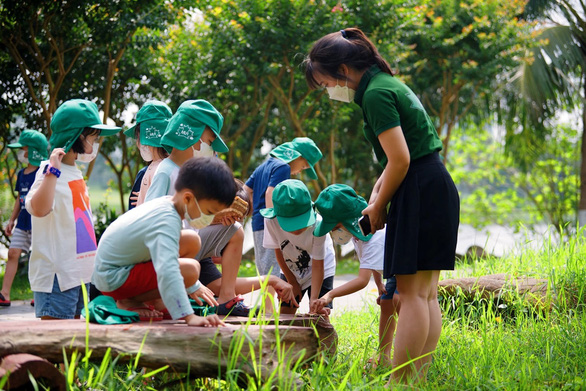 Trẻ em vui Quốc tế thiếu nhi ở đô thị triệu cây xanh - Ảnh 6.