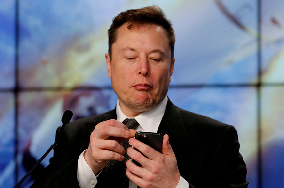 Tỉ phú Elon Musk lại gây bão với tweet về tỉ lệ sinh thấp của Nhật - Ảnh 1.