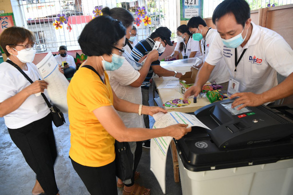 Filipinos go to the polls to elect a president to succeed Mr. Duterte - Photo 1.