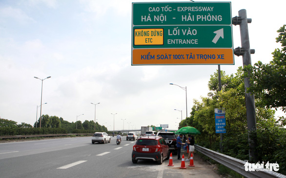 Cao tốc Hà Nội - Hải Phòng bắt đầu thu phí không dừng 100% - Ảnh 1.