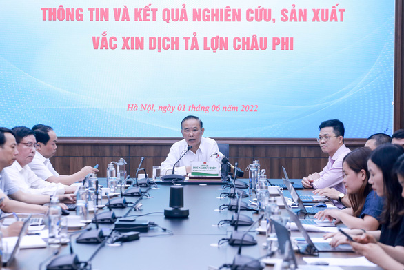 Việt Nam sản xuất thành công vắc xin phòng dịch tả heo châu Phi - Ảnh 1.