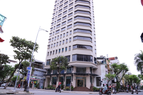 Phù phép đất vàng để hưởng lợi từ cổ phần hóa - Ảnh 1. Phù phép đất vàng để hưởng lợi từ cổ phần hóa - Ảnh 1.