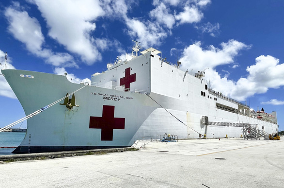 Tàu bệnh viện hải quân Hoa Kỳ đến Việt Nam tham gia chương trình Đối tác Thái Bình Dương - Ảnh 1.