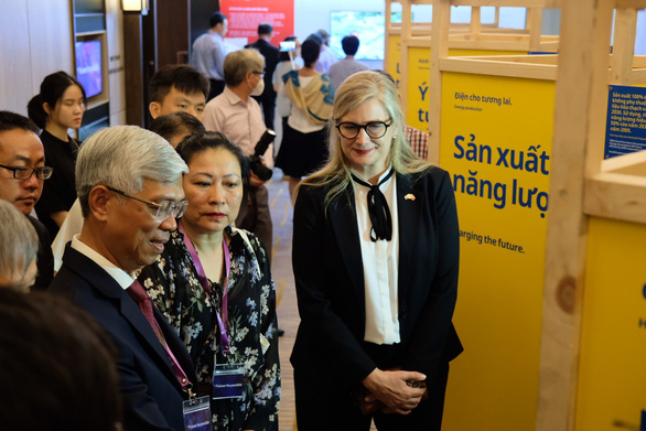 Thụy Điển cùng Việt Nam tìm con đường đột phá cho phát triển bền vững - Ảnh 1.