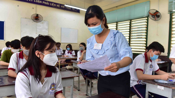 Ngày thi tốt nghiệp THPT cận kề, thí sinh lo sốt vó vì chưa có căn cước công dân - Ảnh 1.