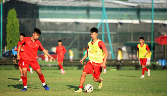 U19 Việt Nam thắng Philippines 4-1 ở Giải U19 Đông Nam Á 2022 - Ảnh 1.