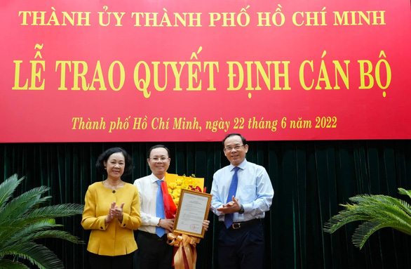 Ông Nguyễn Văn Hiếu làm phó bí thư Thành ủy TP.HCM - Ảnh 2.