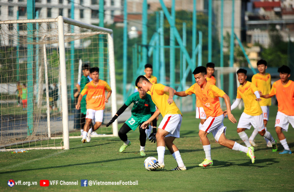 U19 Việt Nam bổ sung hai cầu thủ, quyết vô địch Đông Nam Á - Ảnh 2.