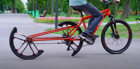 Xe đạp di chuyển với 2 bánh cắt đôi như phim viễn tưởng - Ảnh 2.