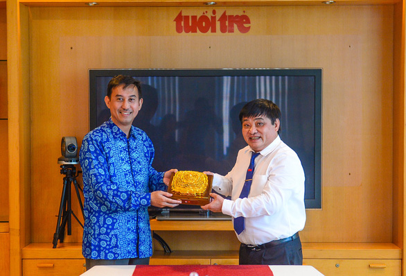 Indonesian Consulate General visits Tuoi Tre newspaper - Photo 1.