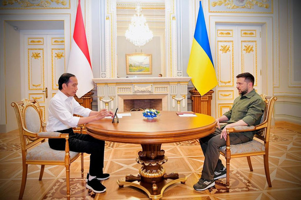 Tổng thống Indonesia muốn chuyển thông điệp từ ông Zelensky tới ông Putin - Ảnh 1.