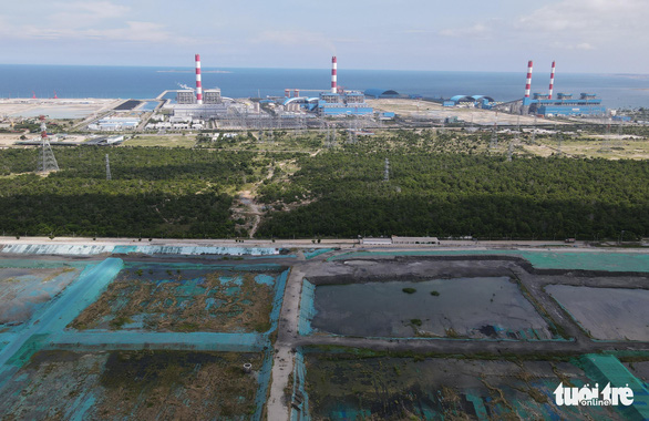 Hình ảnh mới nhất về bãi chứa tro, xỉ của các nhà máy nhiệt điện Vĩnh Tân - Ảnh 8.