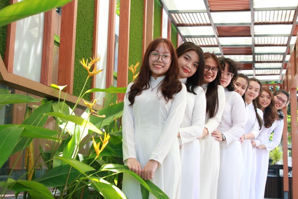 Ngắm bộ ảnh kỷ yếu ấn tượng của học sinh Asian School - Ảnh 11. Ngắm bộ ảnh kỷ yếu ấn tượng của học sinh Asian School - Ảnh 11.