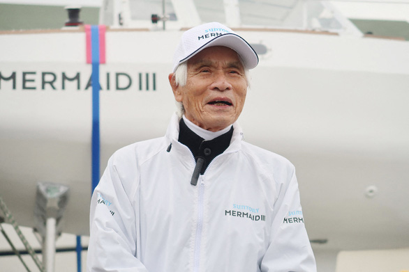 An 83-year-old Japanese man sails alone across the Pacific Ocean - Photo 1.