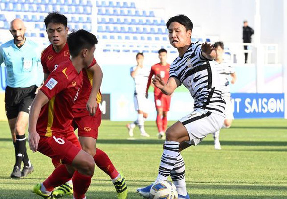 Tịt ngòi trước Việt Nam, tiền đạo Hàn Quốc quyết ghi bàn trước Thái Lan - Ảnh 1.